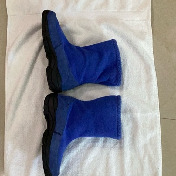 Women's Lands End pull on blue winter boots SZ 10 - Picture 3 of 5